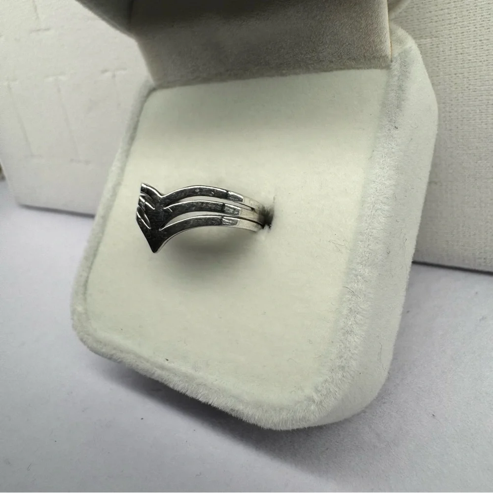 Triple Chevron 925 Sterling Silver Ring Band Size 5.25